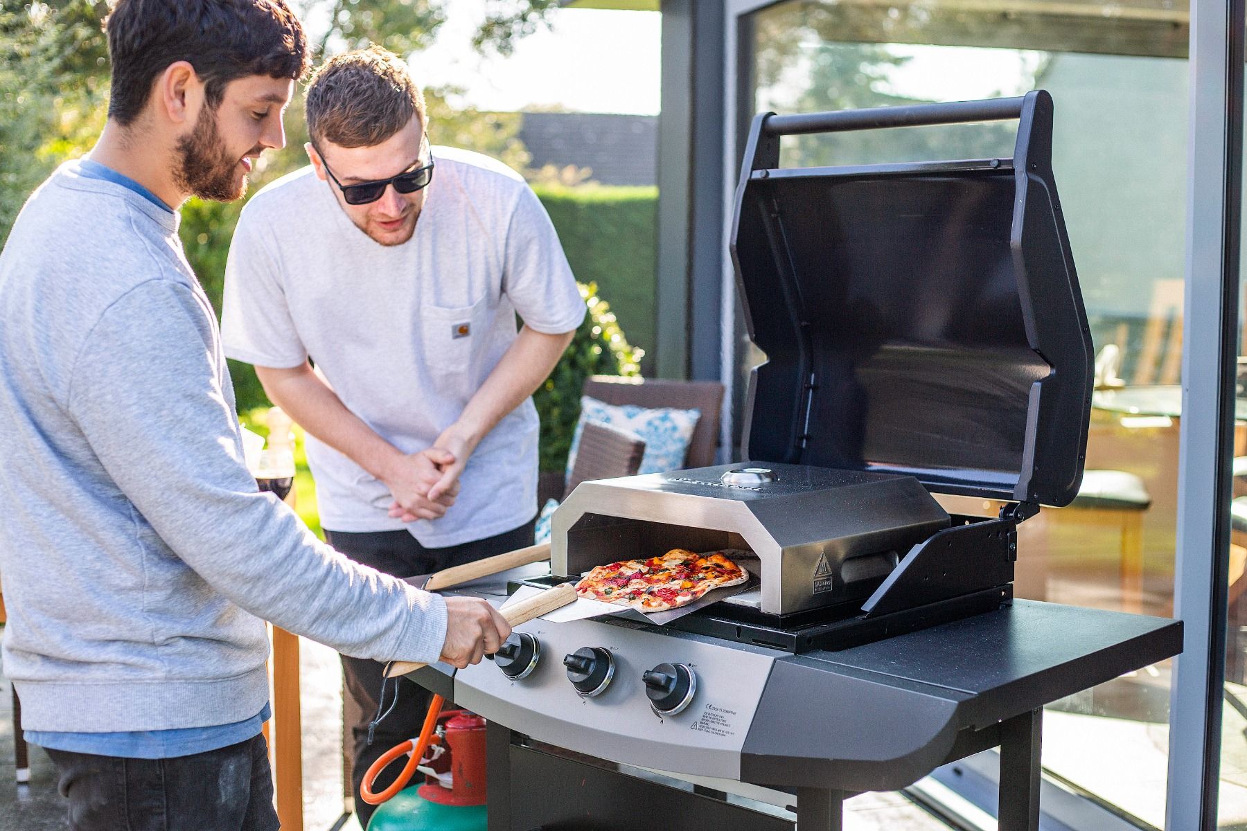 bereiden stof in de ogen gooien heet La Hacienda Firebox BBQ Pizza Oven kopen? | Terrashaardshop.be
