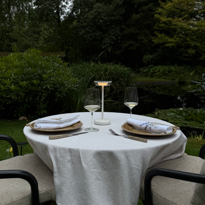 ZOLUNA Solar Tafellamp Bobbie Wit