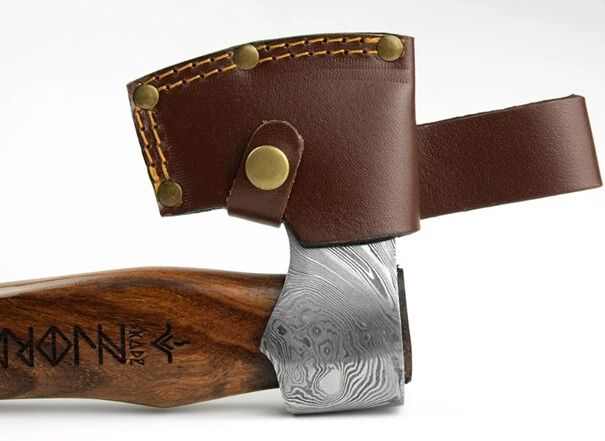 Njord Skade Damast Small Bijl Njord Skade Damast Small Bijl