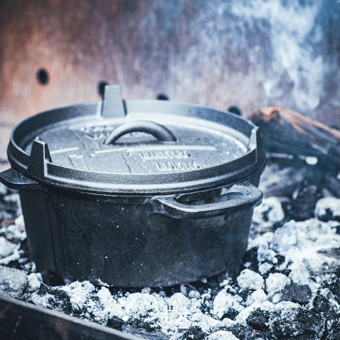 The Windmill Dutch Oven 4,5 Qt Limited Edition Pre-seasoned The Windmill Dutch Oven 4,5 Qt Limited Edition Pre-seasoned