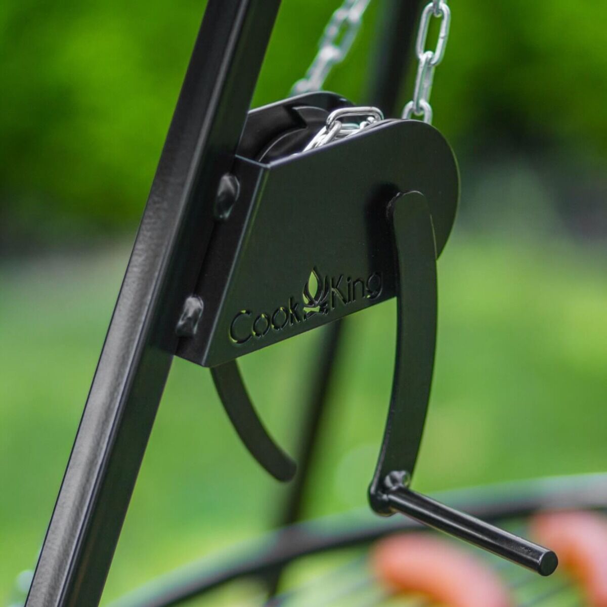 CookKing Driepoot 180 cm met RVS Grillrooster  + Katrol