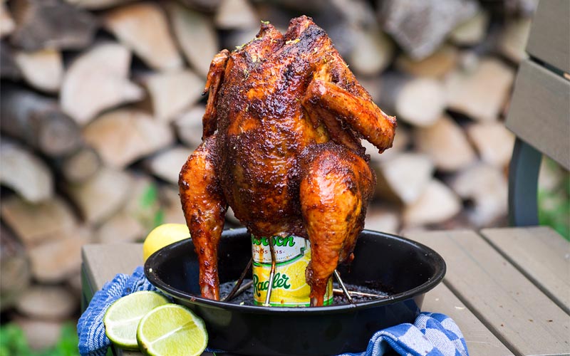 beercan chicken op de bbq